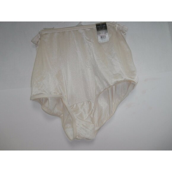 Vanity Fair Women's Perfectly Yours Ravissant  Brief 15712 Fawn 6/M New - Picture 1 of 2